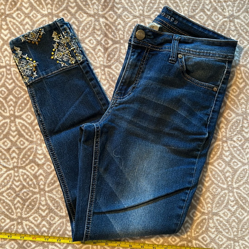 Women’s jeans